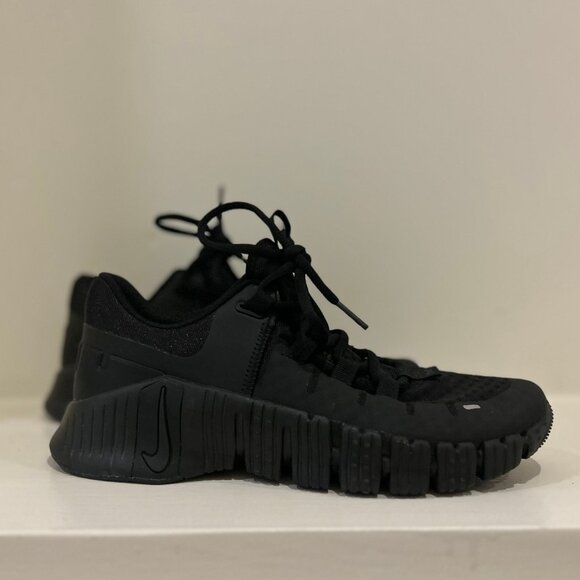 Nike Free Metcon 5 Women's TrainingShoes (DV3950-004, Black/Anthracite) Size 7.0 - Picture 2 of 6
